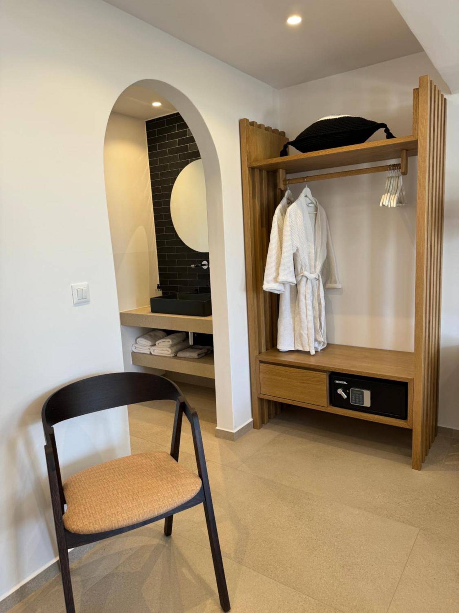 Esperides Apartment Platys Gialos  Ngoại thất bức ảnh